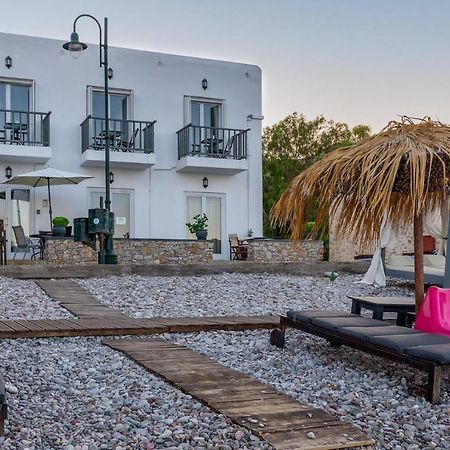 Uno Luxury Apartment With Sea View Livadia  Exterior photo