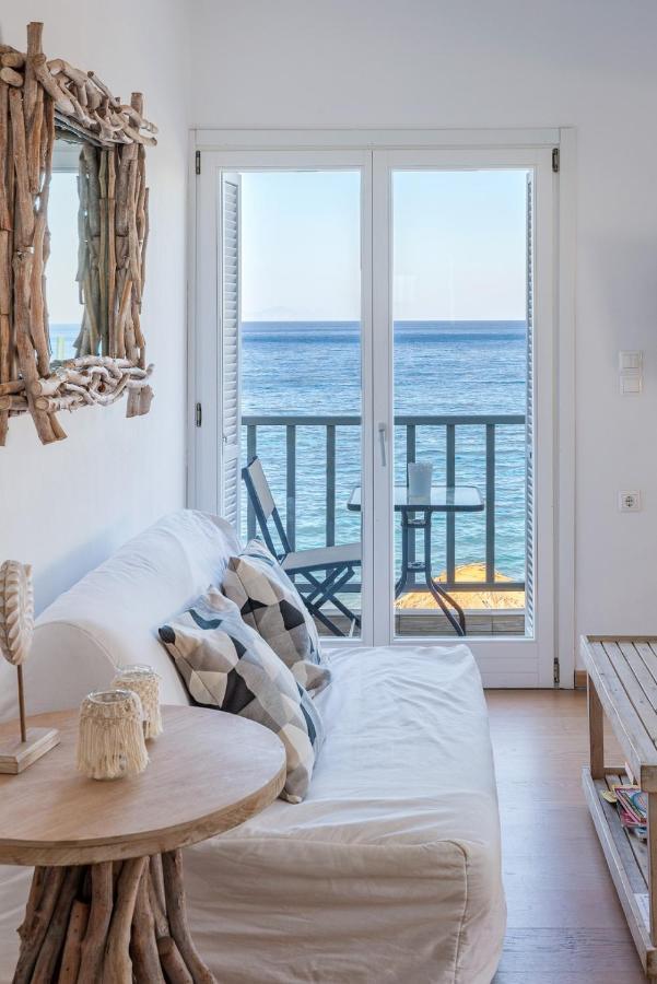Uno Luxury Apartment With Sea View Livadia  Exterior photo
