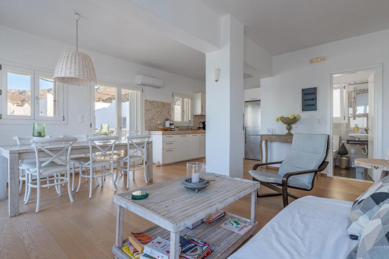 Uno Luxury Apartment With Sea View Livadia  Exterior photo