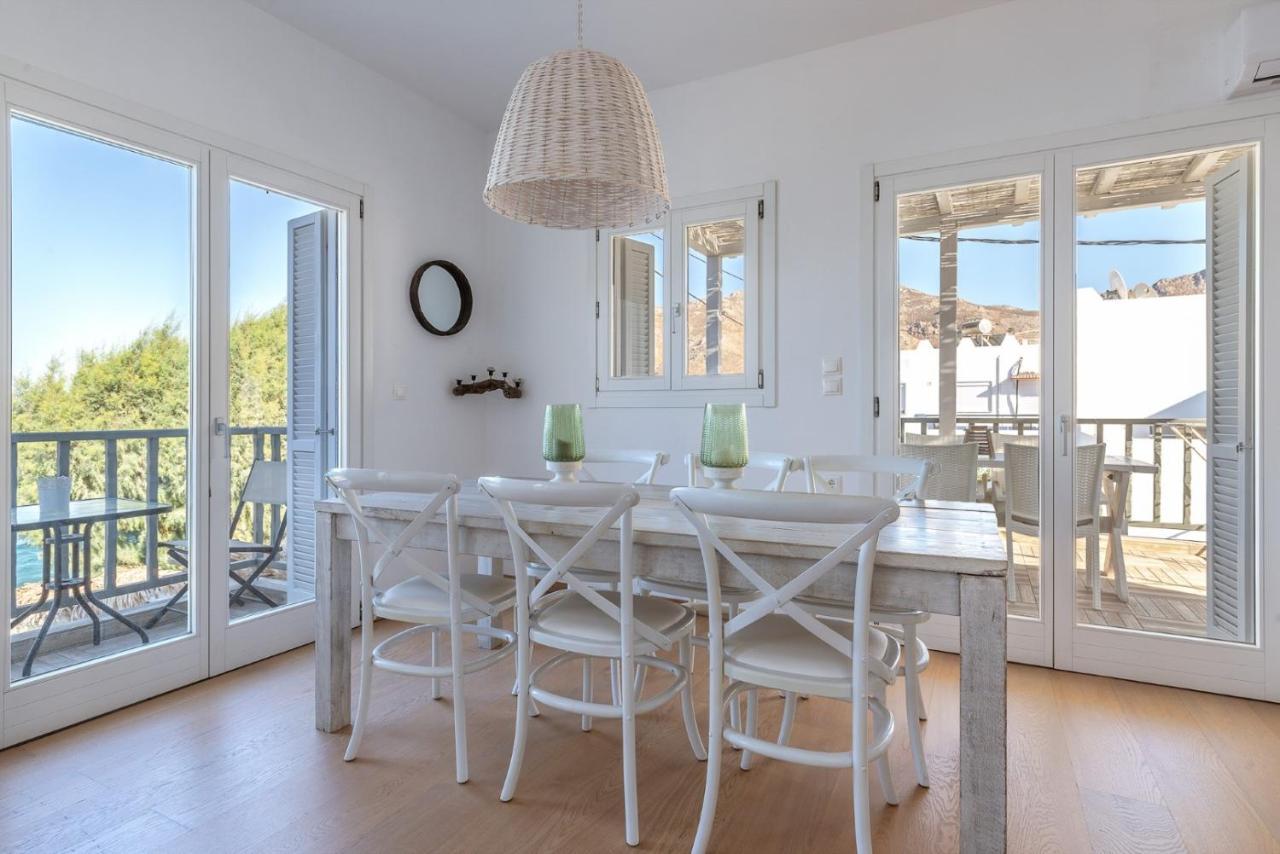 Uno Luxury Apartment With Sea View Livadia  Exterior photo